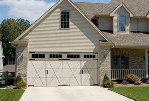 Steel Garage Door Photo 1